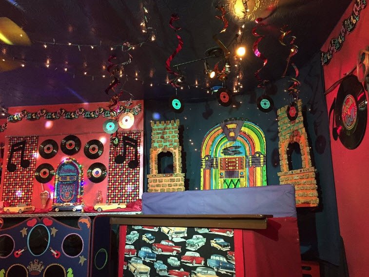 Wonderment Puppet Theater, West Virginia, USA